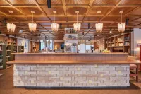 巴黎勒瓦盧瓦莫里斯拉威爾公寓飯店