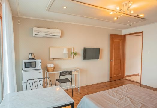 애월의 온도 객실