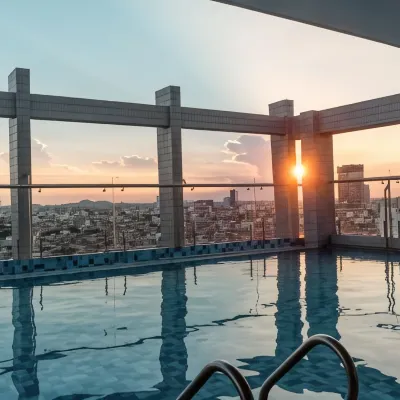 Kovie Hotel Отели рядом с достопримечательностью «Оперный Театр»