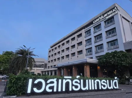 Westerngrand Hotel Ratchaburi Отели рядом с достопримечательностью «Wat Chong Lom»