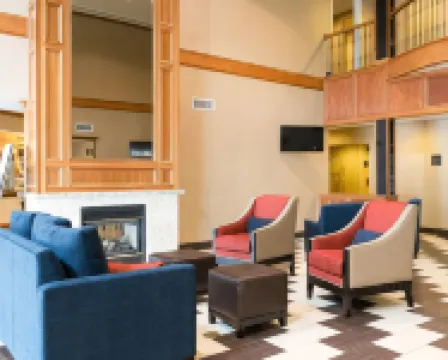 Comfort Suites Benton Harbor - St. Joseph