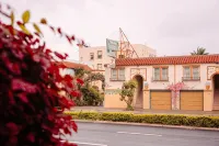 Marina Motel