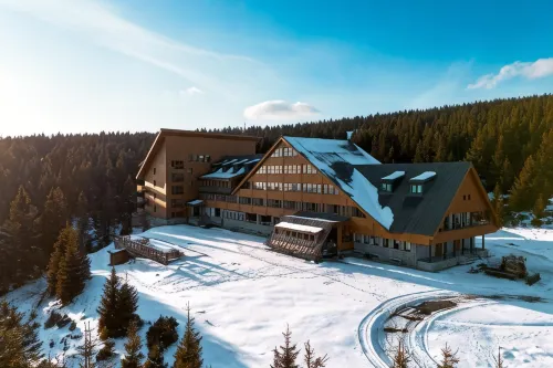 Hotel Petrovy Kameny Hôtels à : Mala Moravka - Karlov