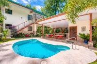 AroCocles Lodge - piscina