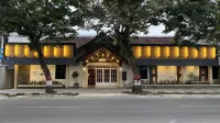 Hotel Santoso Hotel dekat Koncoblora