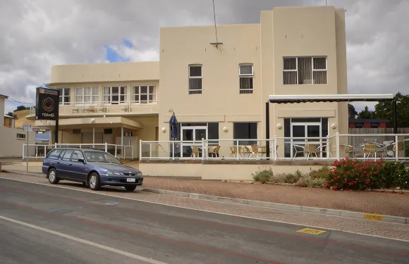 快樂的背包客旅館