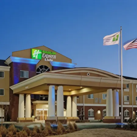 Holiday Inn Express & Suites FLORENCE NORTHEAST by IHG