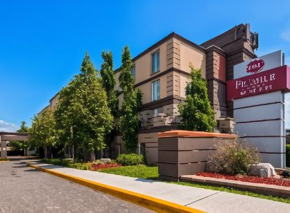 Best Western Premier Toronto Airport Carlingview Hotel