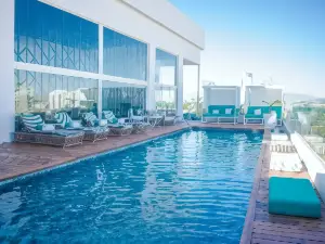 Square Small Luxury Hotel - Providencia