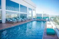 Square Small Luxury Hotel - Providencia - Rooftop Pools