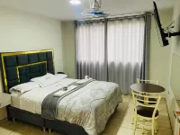 Hotel Peruvians House Отели в г. 