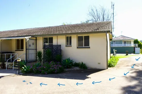 Ella's Beach Haven Hotels in Batehaven