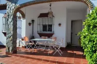 Precioso Chalet a 5 Minutos de la Playa y Piscina Privada de Agua Salada