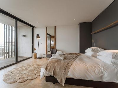 Quaint & Chic Seaside Villa | Luxury Complex