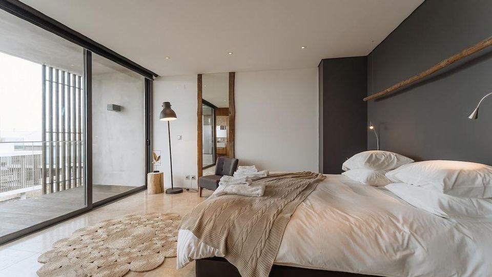 Quaint & Chic Seaside Villa | Luxury Complex