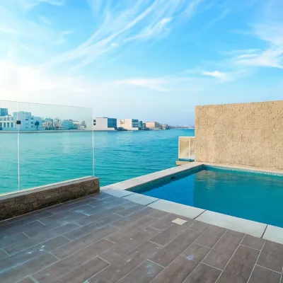 SeaLoft Villas Hotels near Amwaj Islands