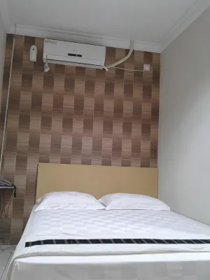 Just Sleep Guest House - Pensions