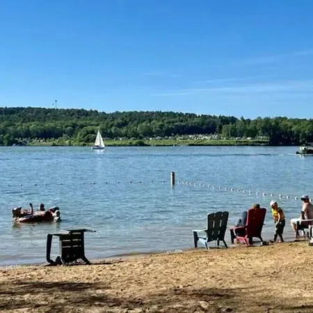 Atwood Lake Large Family Retreat