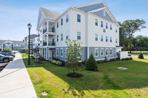 Landing Apartments West Windsor - Gym