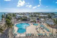 Oceanfront w/stunning open water views and private seawall! 30 mins to Key West! - WiFi