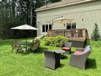Country Club Life | Resort Amenities | Pool+Lake