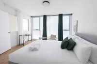 Modern 3 Bedroom Townhouse in Brunswick - 3-Star