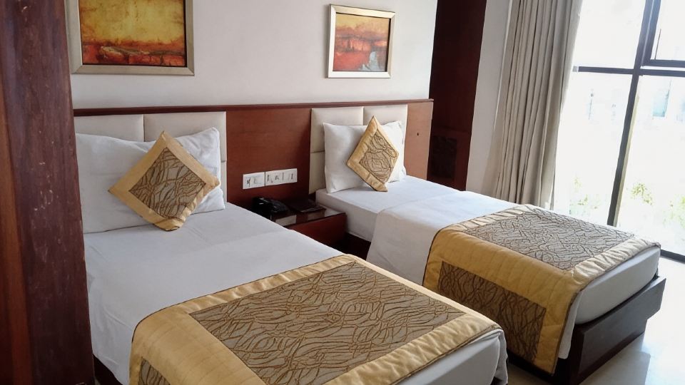 Hotel Shhaurya