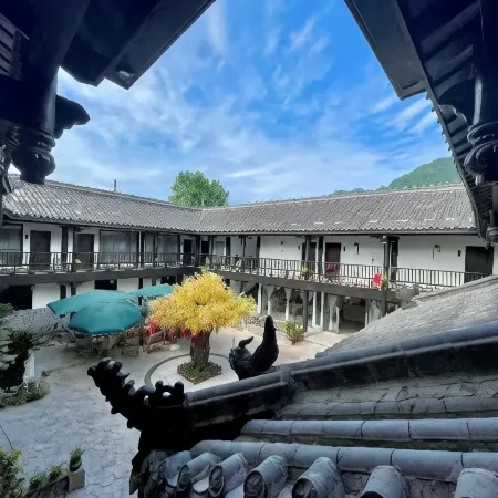 Jinyue Yuanlai Guesthouse