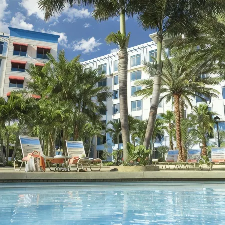 Loews Sapphire Falls Resort at Universal Orlando