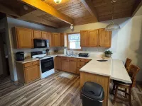 The Toasted Marshmallow - Cabin near the Lake - 3-Star