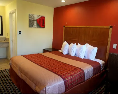 Bay Breeze Inn Hotels in Oakland