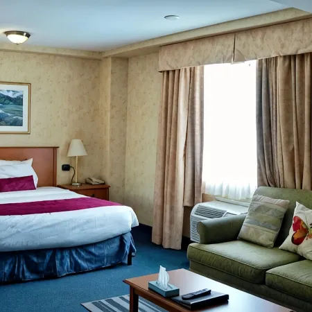 The Glengate Hotel & Suites