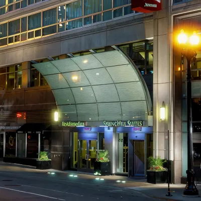 SpringHill Suites Chicago Downtown/River North Отели рядом с достопримечательностью «Комплекс "Марина-сити"»