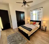 Luxury Modern farmhouse, Strong WiFi,  Stunning Granite Mountain Views - 4 stjerner