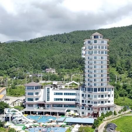 Andante Resort