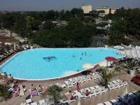 hu Roma Camping In Town - Water Park
