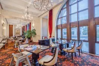 Yinrun Jinjiang Castle Hotel - sarapan