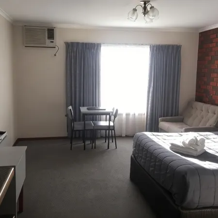 Warragul Views Motor Inn