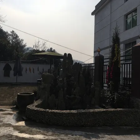 Yunshanshui Hostel
