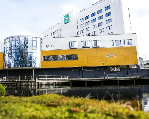 Quality Hotel Grand, Borås โรงแรมในบูโรส
