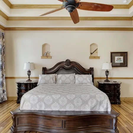 Luxury Ranch in Florence-Party House for Families 5 1/2 bedrooms,5bath,Sleeps 20