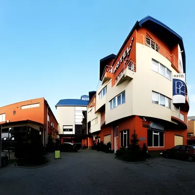 Hotel Premier Hotels near Amera Tower