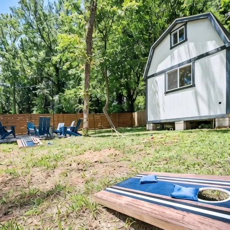 ATL Escape ~ Arcade I Fire pit I Patio!