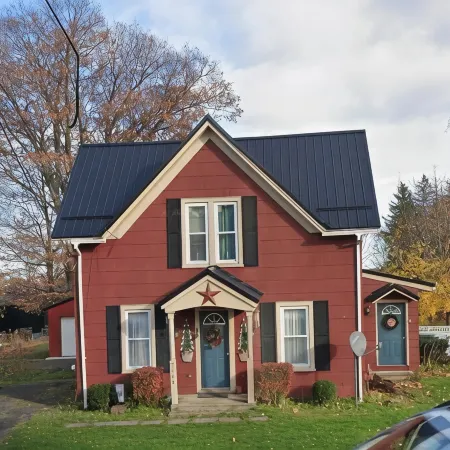 The Red House Hotels in Wayne County