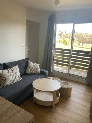 Petit Appartement Cocooning Refait à Neuf au Pied des Pistes -  Apartamentos vacacionales
