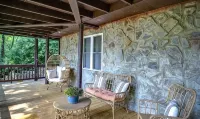 Cabin Retreat With Mountain and Water Views!! Foosball, Fire Pit, AC - 4-Star