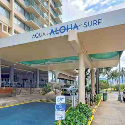 15th Floor Central Waikiki Studio with Pool, Sleeps 3 Hotel Exterior