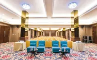 Golden Tulip Essential Tangerang