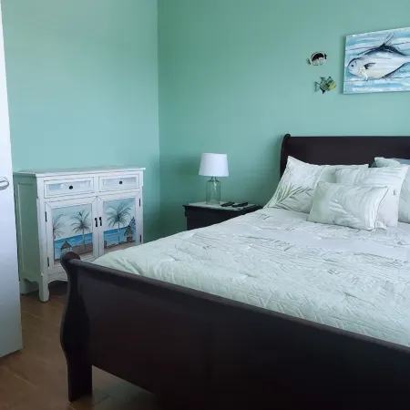Waterfront Condo Family Getaway