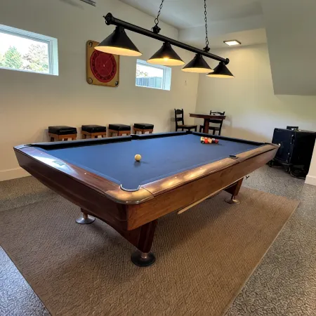 The Meadow House - with Billiards & Gaming Rooms
